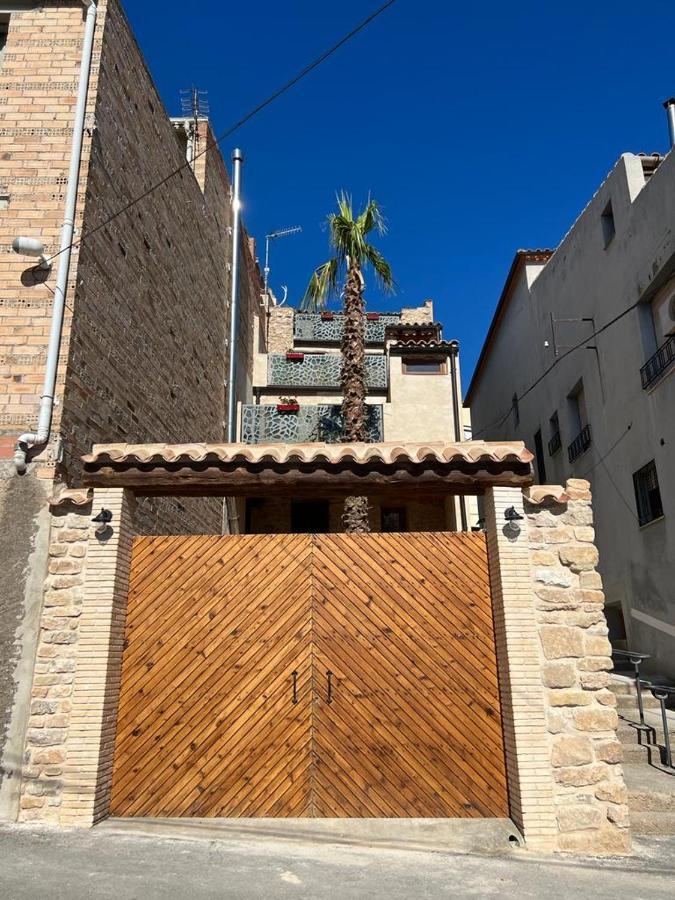 El Brollador Country house *